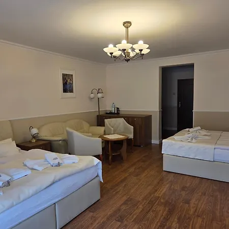 Проживание в семье Atena Свиноуйсьце