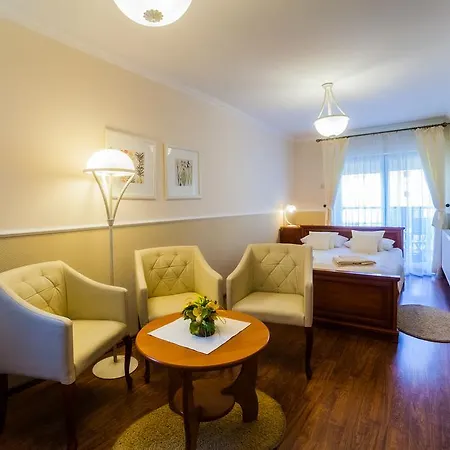 Проживание в семье Atena Свиноуйсьце