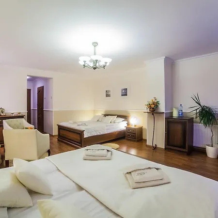 בית אירוח Atena