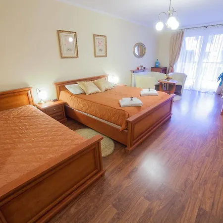 Atena Свиноуйсьце