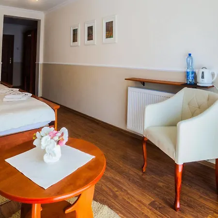 בית אירוח Atena