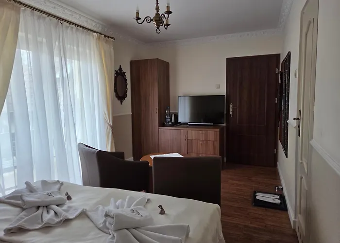 Atena * Świnoujście (Swinemünde)